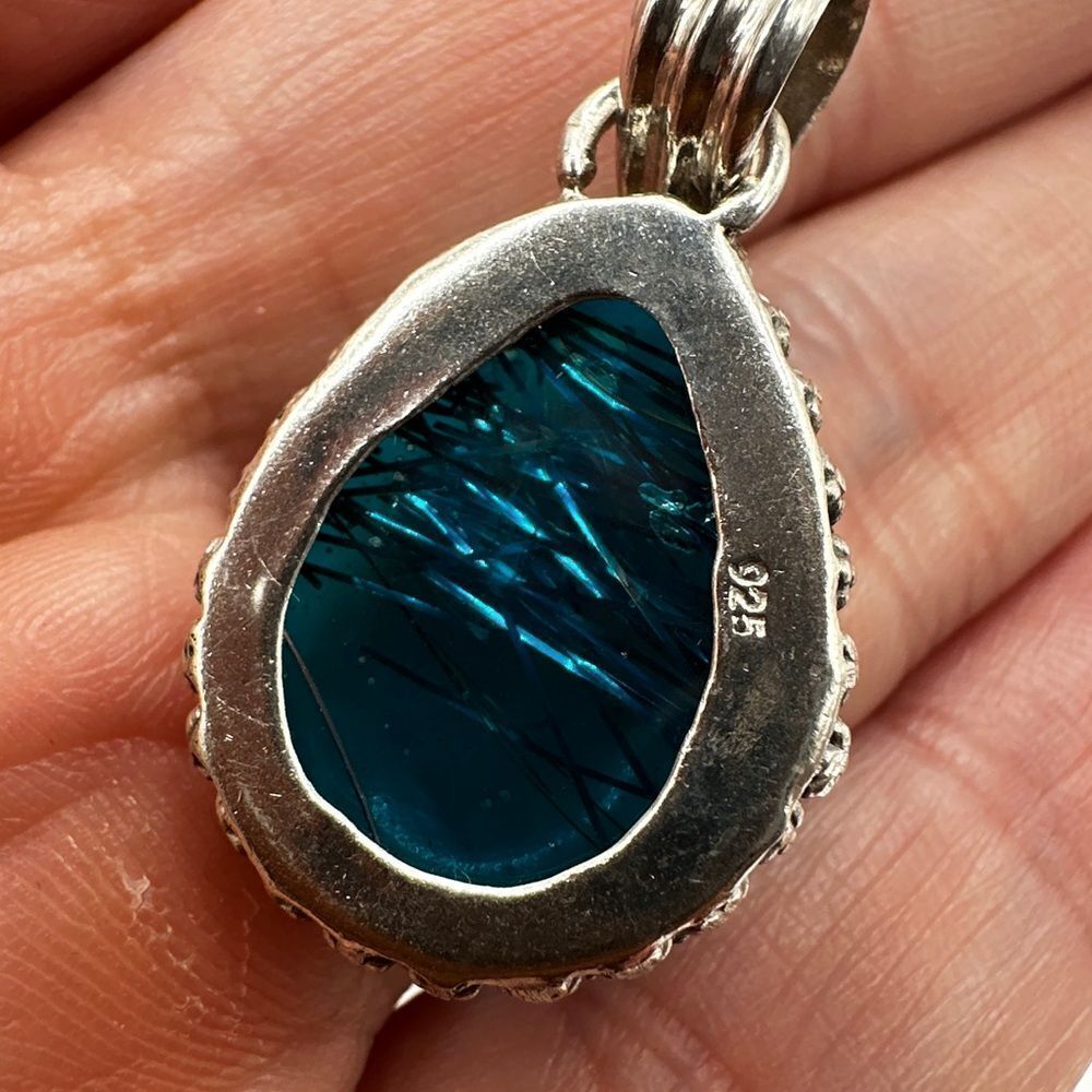 Stunning 15x20mm‎ pear blue dichroic glass and sterling silver pendant! - Picture 4 of 9